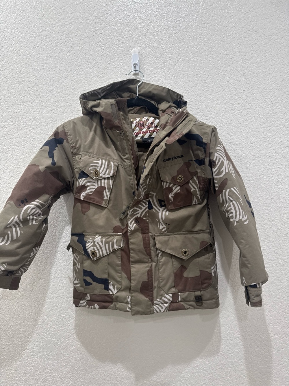Quiksilver Kids XS Hooded Insulated Snow Ski Jacket 5000mm Waterproof Camo